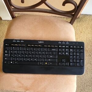 Logitech K520 Black Wireless Keyboard
